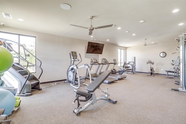 exercise room featuring ceiling fan