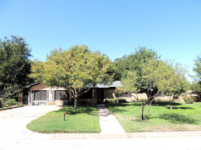 view of front of home with a front yard