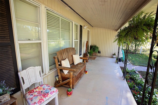 view of patio / terrace with a porch