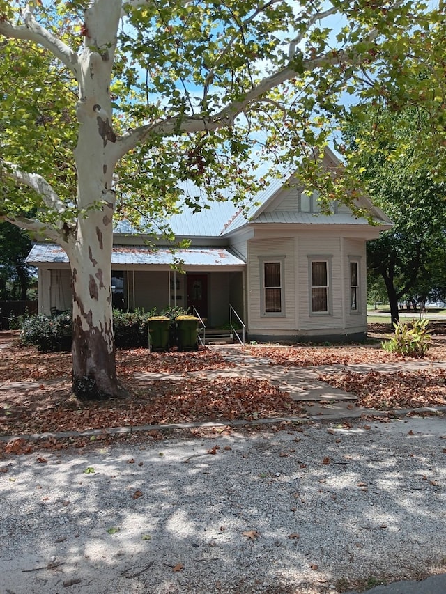 view of front of house