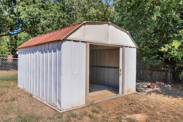 view of outbuilding