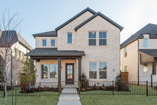 view of front of house with a front yard