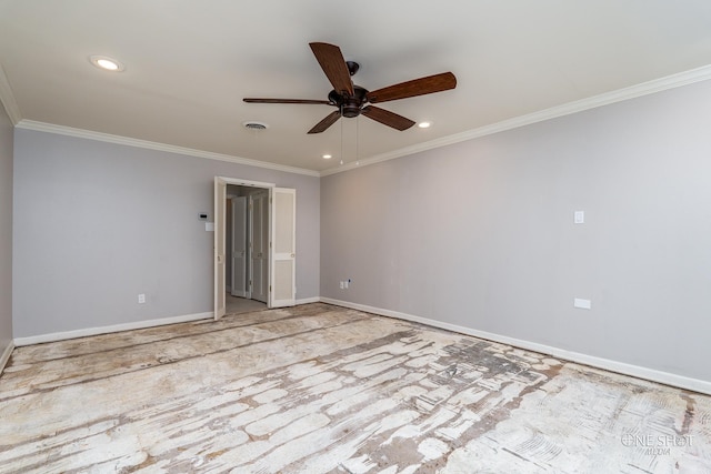 unfurnished room featuring ceiling fan and ornamental molding