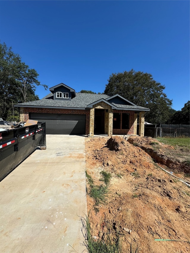 view of front facade with a garage