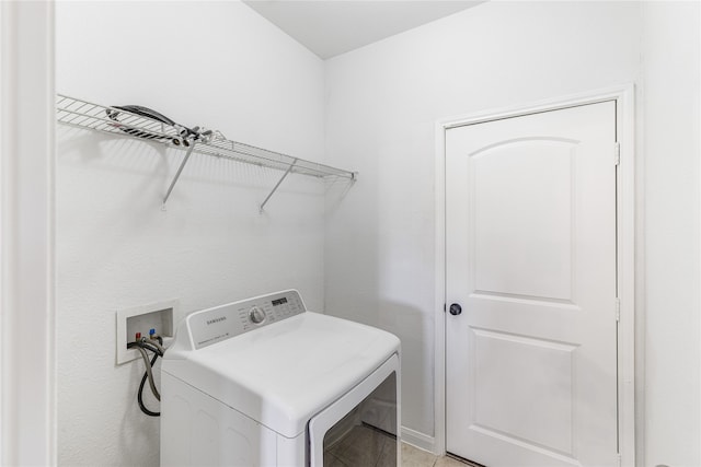 laundry area featuring washer / dryer