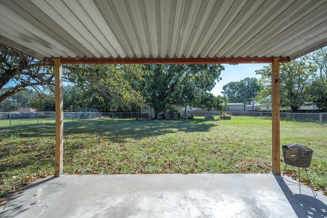 view of yard with a patio area