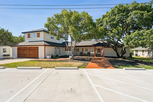 view of front of house featuring a garage