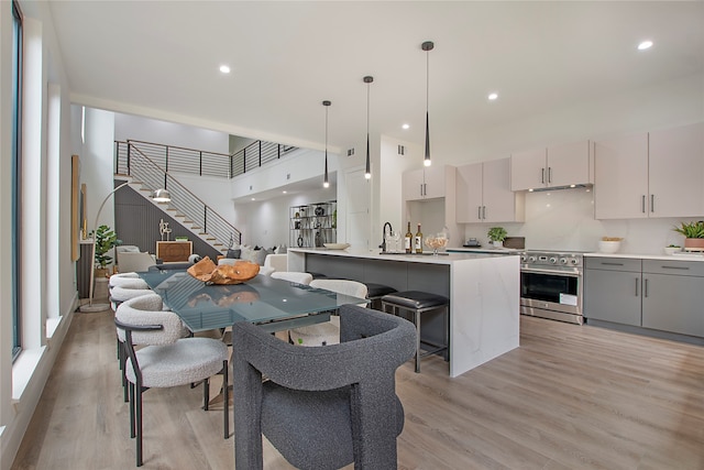 dining space featuring light hardwood / wood-style floors