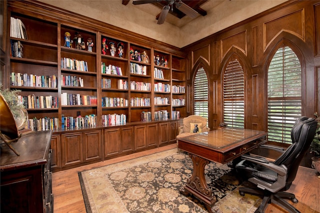 office area with ceiling fan and light wood-type flooring