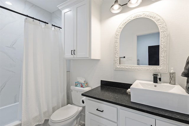 6770 Fm 1372nd Rd, North Zulch, TX 77872 - bathroom with toilet, vanity, and shower / bath combo