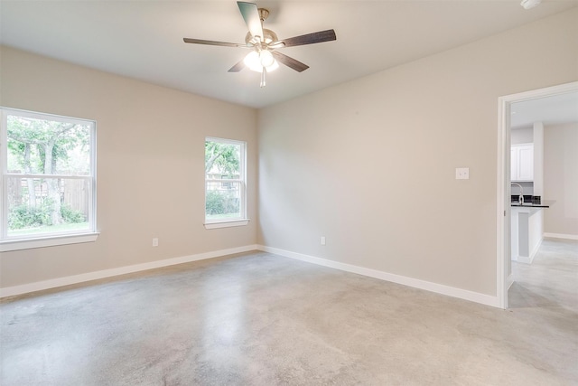 empty room with ceiling fan