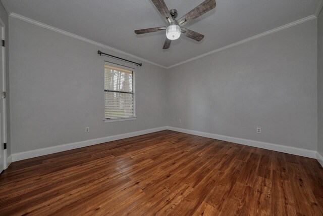 office area featuring ornamental molding and light hardwood / wood-style floors