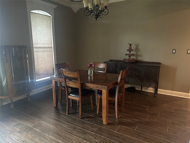 dining room with an inviting chandelier