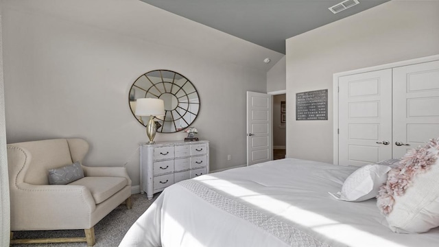 bedroom featuring a closet and carpet flooring