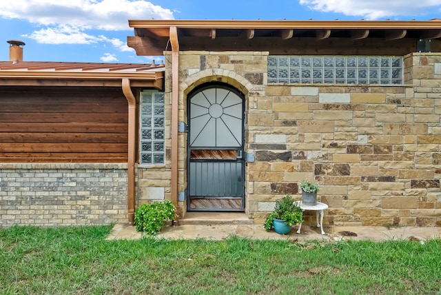 view of exterior entry