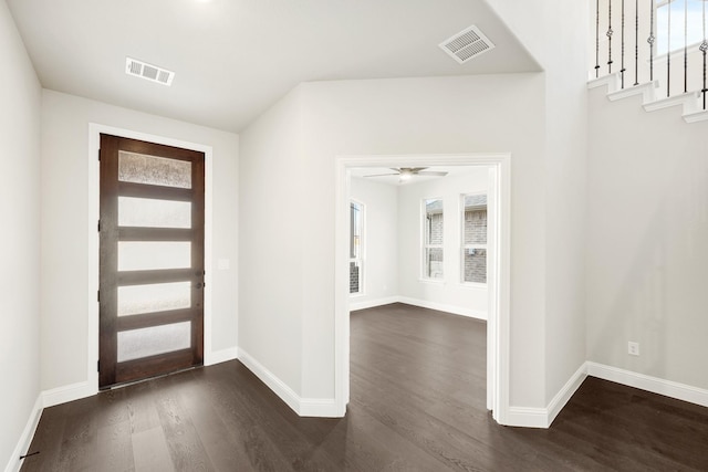 entryway featuring ceiling fan and dark hardwood / wood-style floors