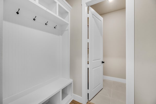 mudroom featuring light tile patterned floors