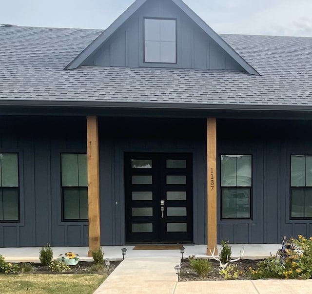 property entrance with a porch