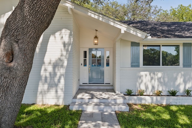 view of property entrance