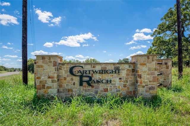 Listing photo 2 for 616 Roy Coffee Ct, Weatherford TX 76087