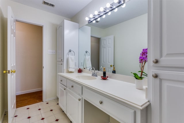 bathroom with vanity