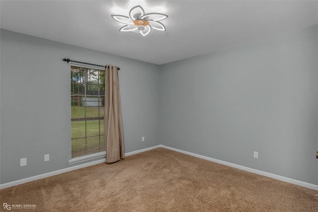 view of carpeted spare room