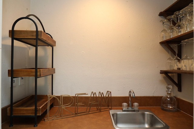 bar featuring sink