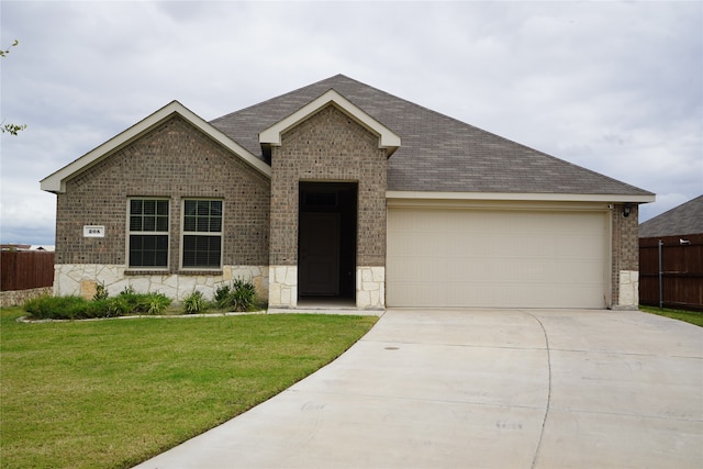 Listing photo 2 for 205 Churchill, Waxahachie TX 75165