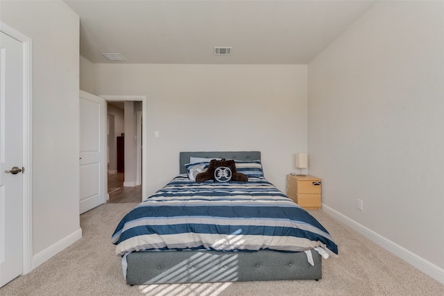 bedroom featuring carpet floors