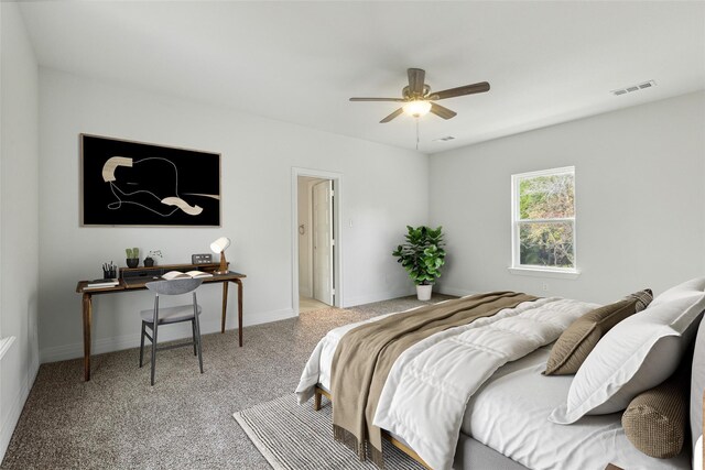 living room with dark wood-type flooring and ceiling fan