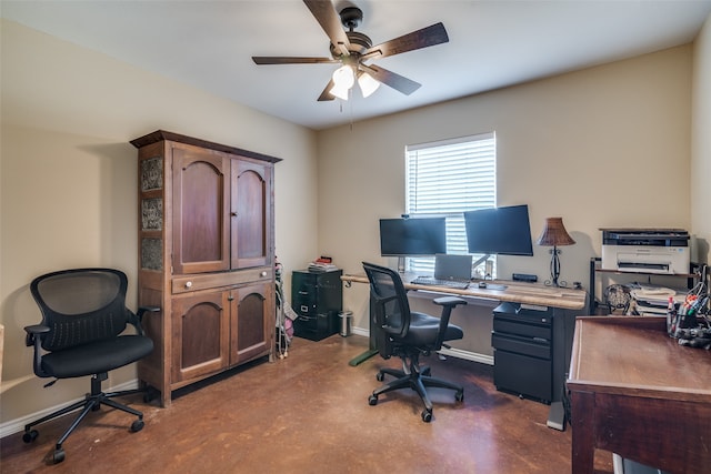 office featuring ceiling fan