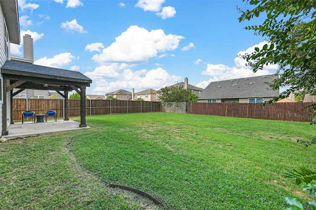 view of yard with a patio