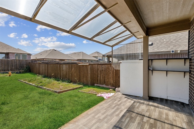 view of yard featuring a patio area