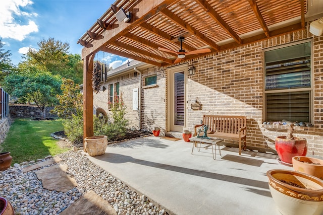 view of patio with ceiling fan