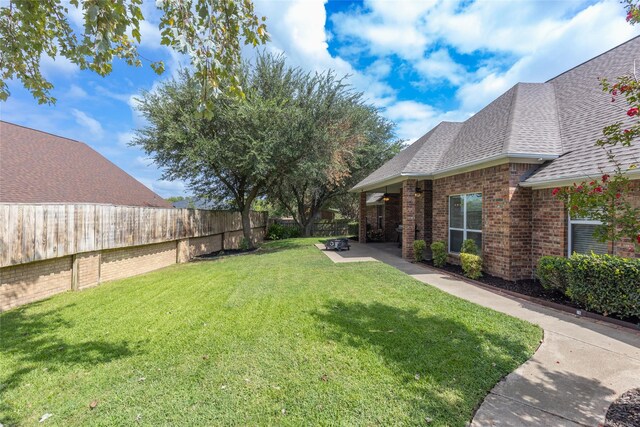 view of yard with a patio