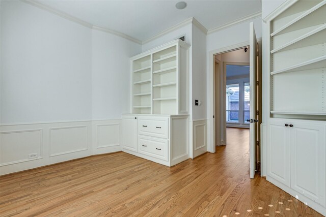 bathroom featuring crown molding, a chandelier, vaulted ceiling, separate shower and tub, and vanity