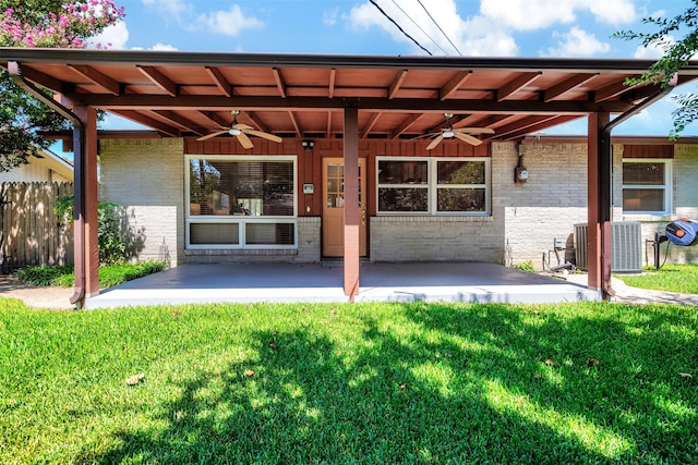 exterior space featuring ceiling fan and central air condition unit