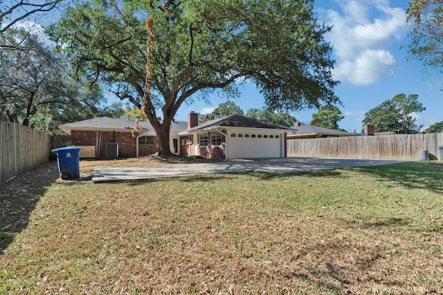 view of yard featuring a garage