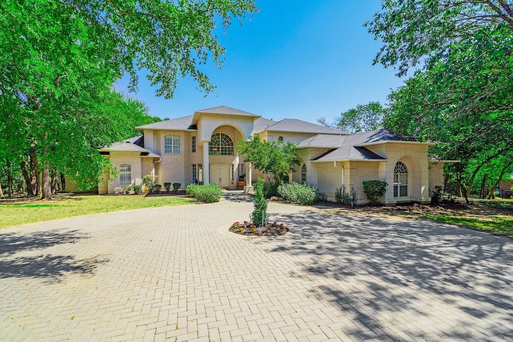 view of mediterranean / spanish home