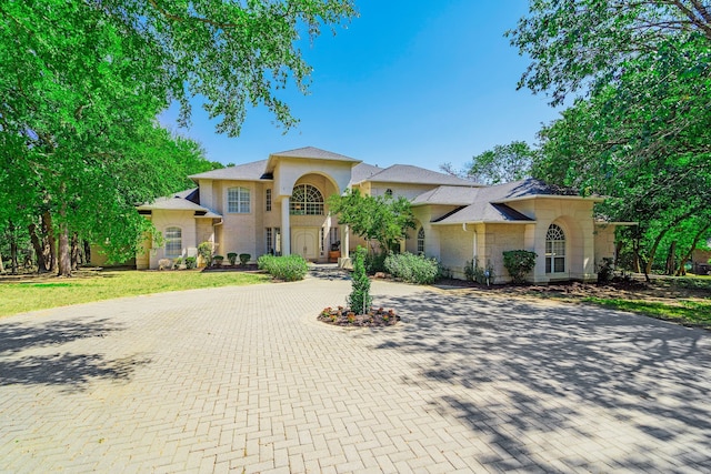 view of mediterranean / spanish home