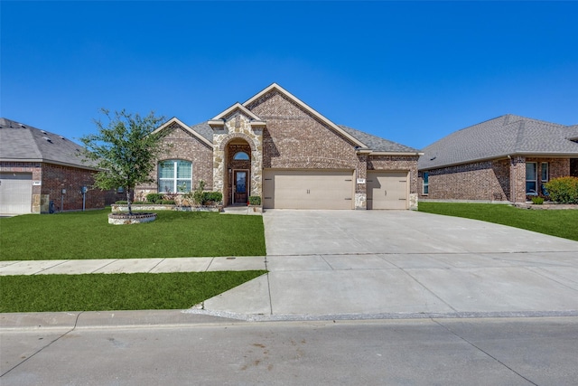 view of front of house with a front lawn