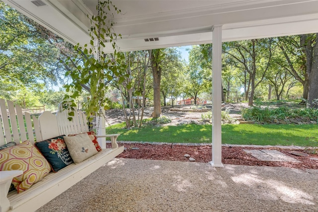 view of yard featuring a patio