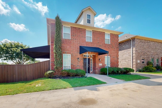 view of front of house featuring a front yard