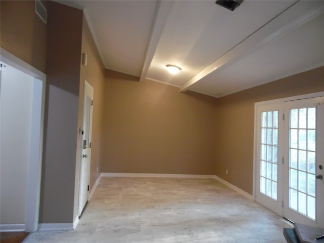 empty room featuring dark wood-type flooring and ceiling fan