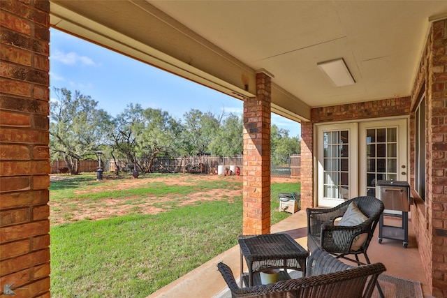 view of yard with a patio area