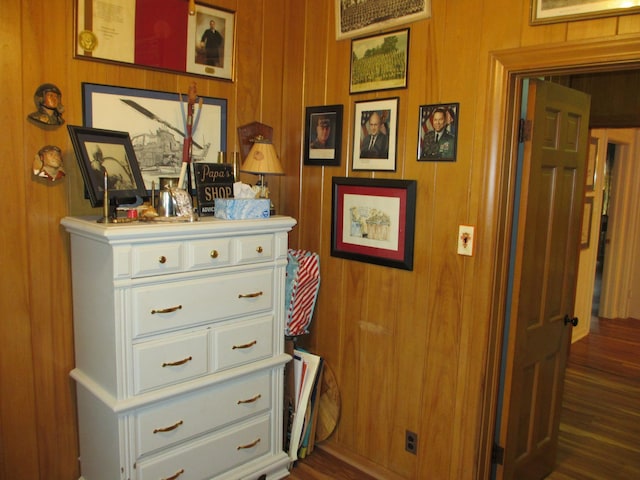 401 Craig St, Hillsboro, TX 76645 - room details with wooden walls