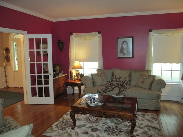 401 Craig St, Hillsboro, TX 76645 - living area with hardwood / wood-style flooring and crown molding