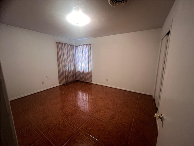 3504 Westfield Ave, Fort Worth, TX 76133 - unfurnished room featuring baseboards