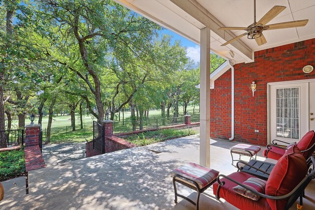 view of patio with ceiling fan