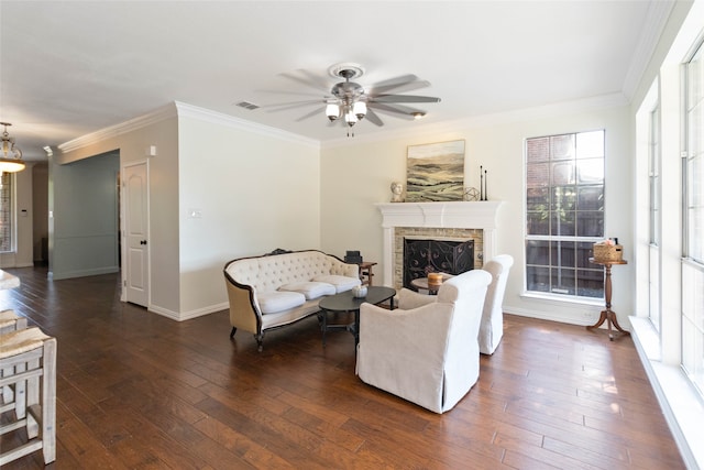 living room featuring ornamental molding, dark hardwood / wood-style floors, and ceiling fan